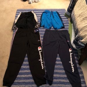 CHAMPION AND NIKE SHORT AND JOGGER BUNDLE LARGE